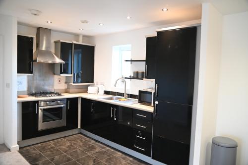 dsc_2968_daylight_kitchen_full_bin_max_ok_bright